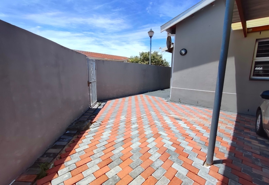 3 Bedroom Property for Sale in Morgan Village Western Cape